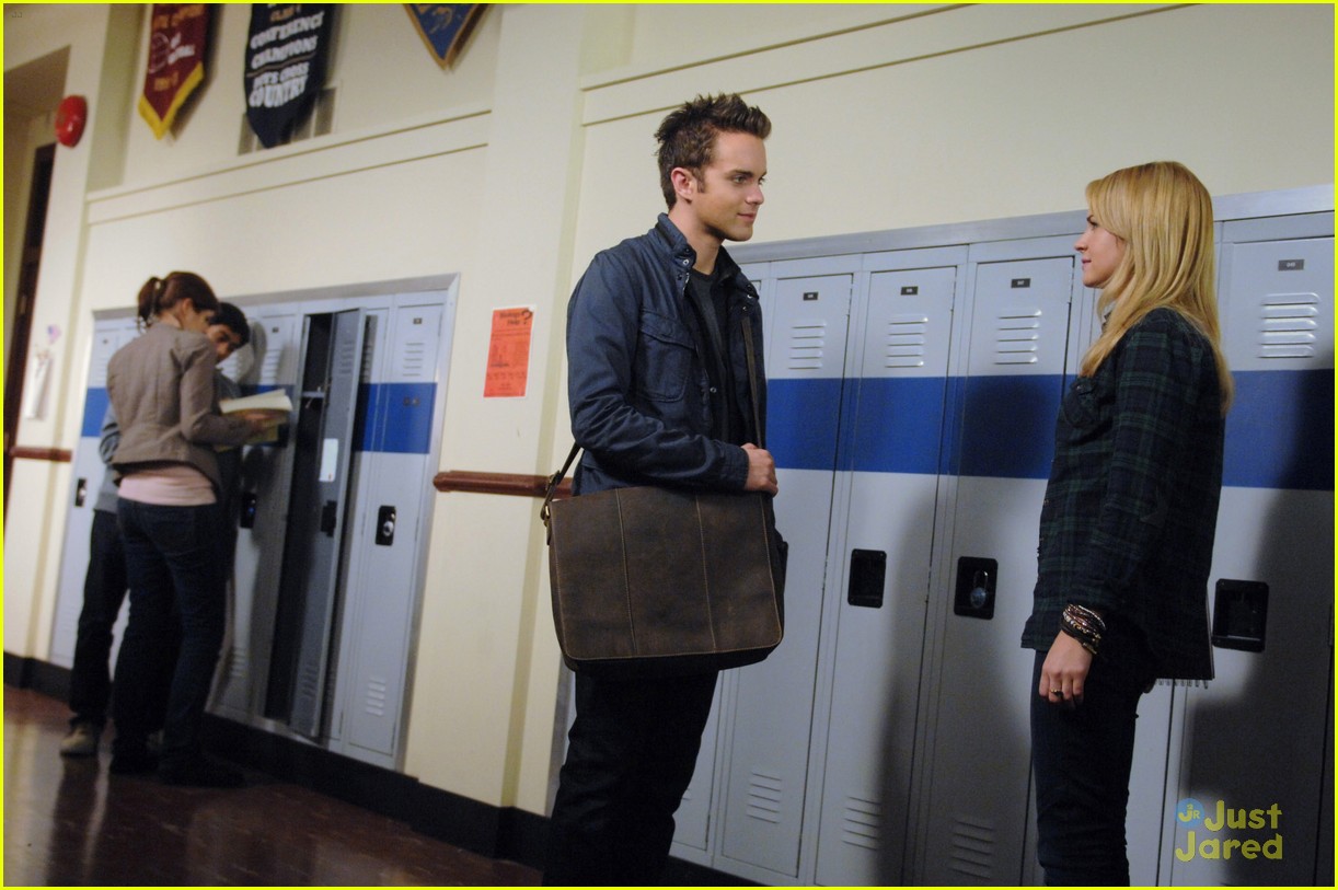 Grey Damon on 'Secret Circle' -- First Pics!