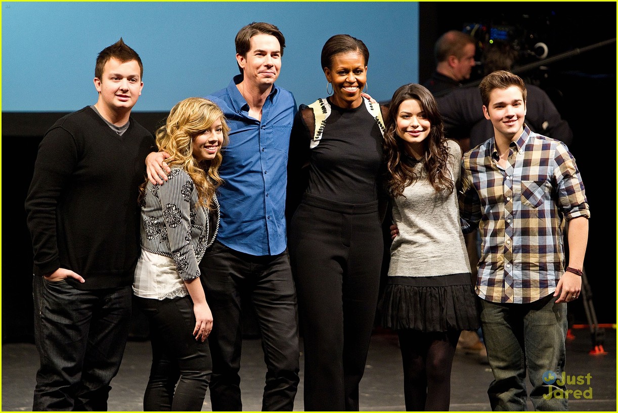 iCarly Cast Rock Out with Michelle Obama