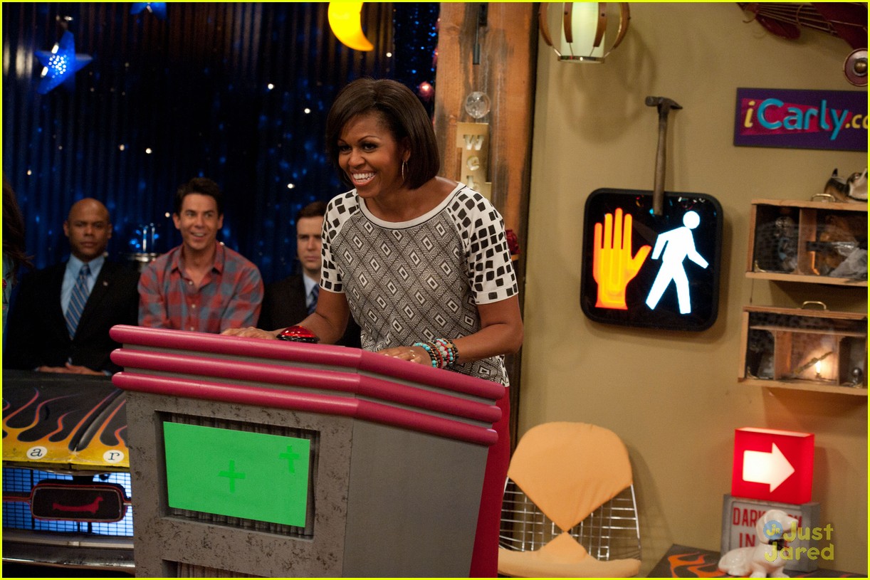 Jerry Trainor Meets The First Lady -- More Stills!
