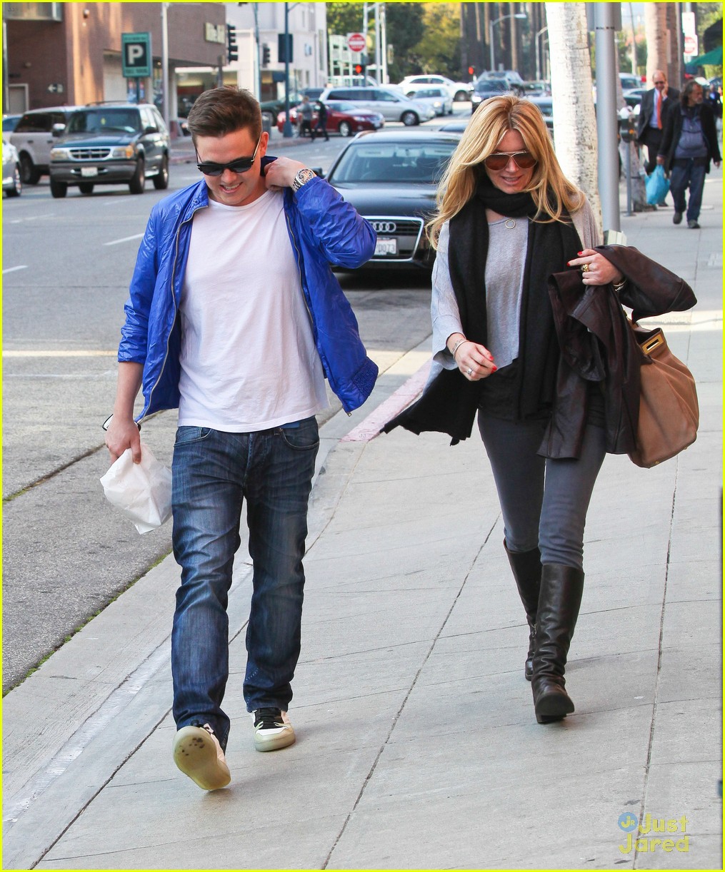 Jesse McCartney: Beverly Hills Errand Run