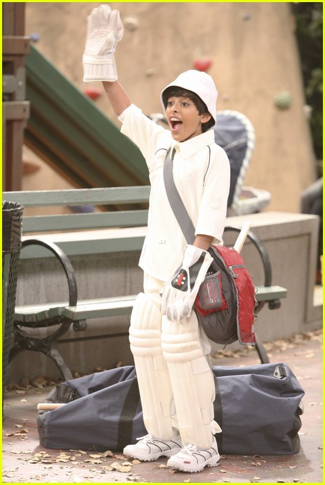 Skai Jackson: Elevator Lemonade Stand