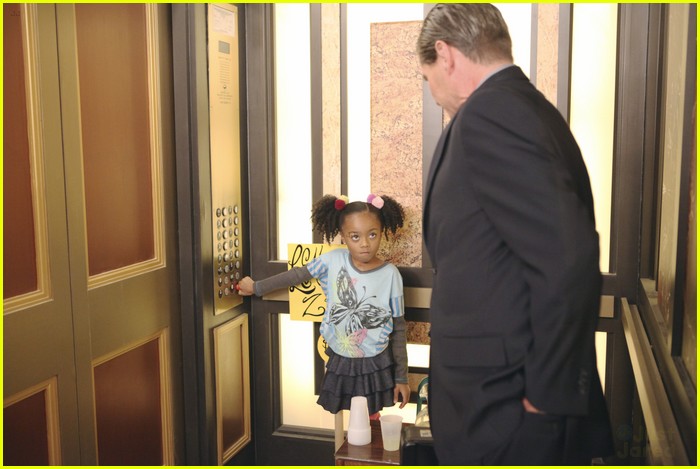 Skai Jackson: Elevator Lemonade Stand