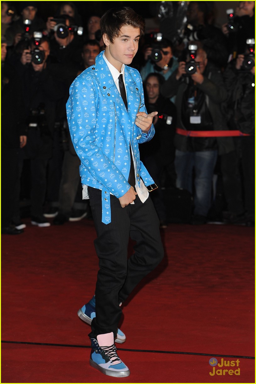 Justin Bieber: NRJ Awards Artist of the Year!