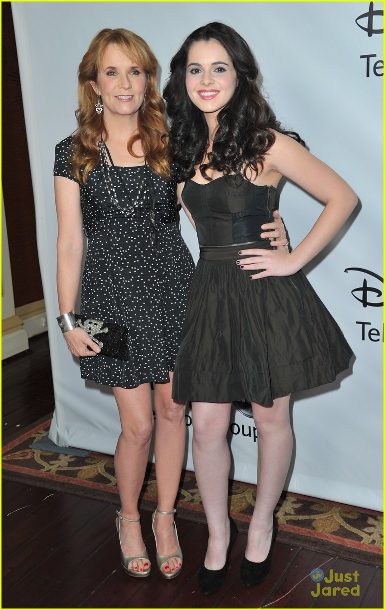 Vanessa Marano: Winter Press Party Pretty