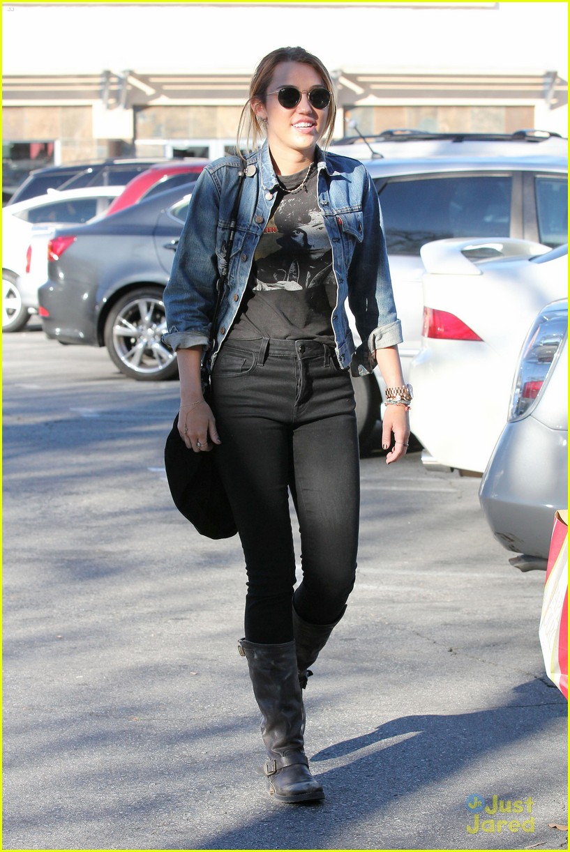 Miley Cyrus: Duet with Shakira?