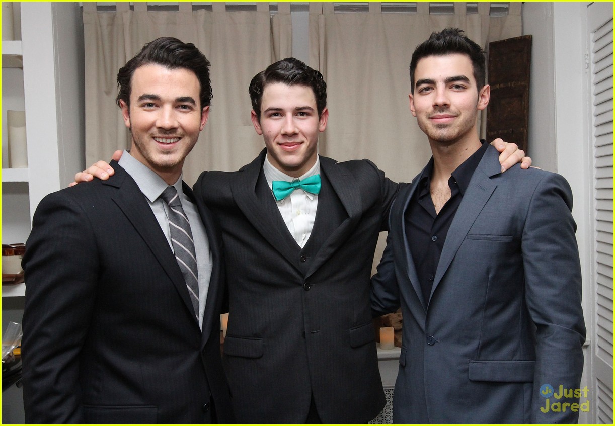 Nick Jonas: 'How To Succeed' with Joe and Kevin!