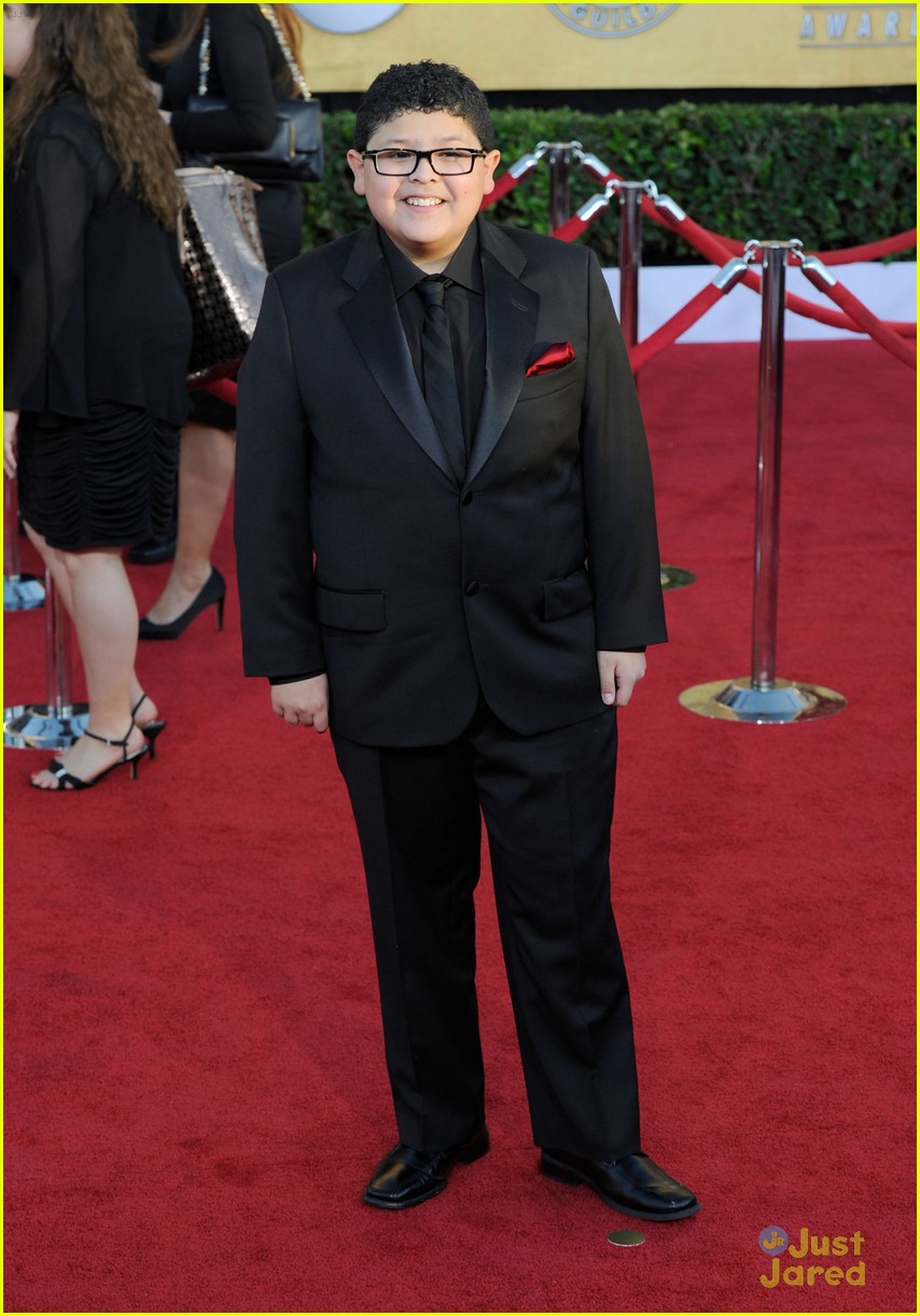 Rico Rodriguez & Nolan Gould Meet Brad Pitt!
