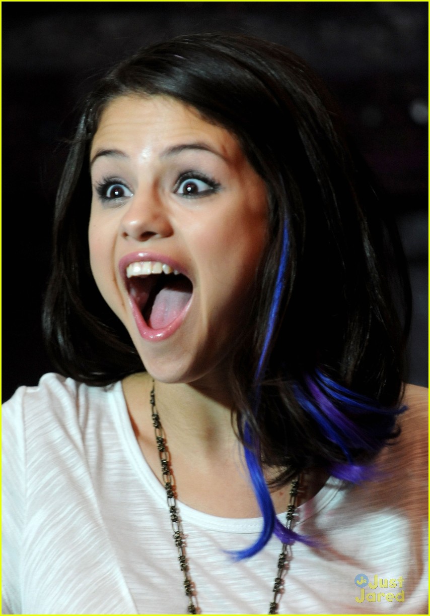 Selena Gomez: UNICEF Charity Concert!
