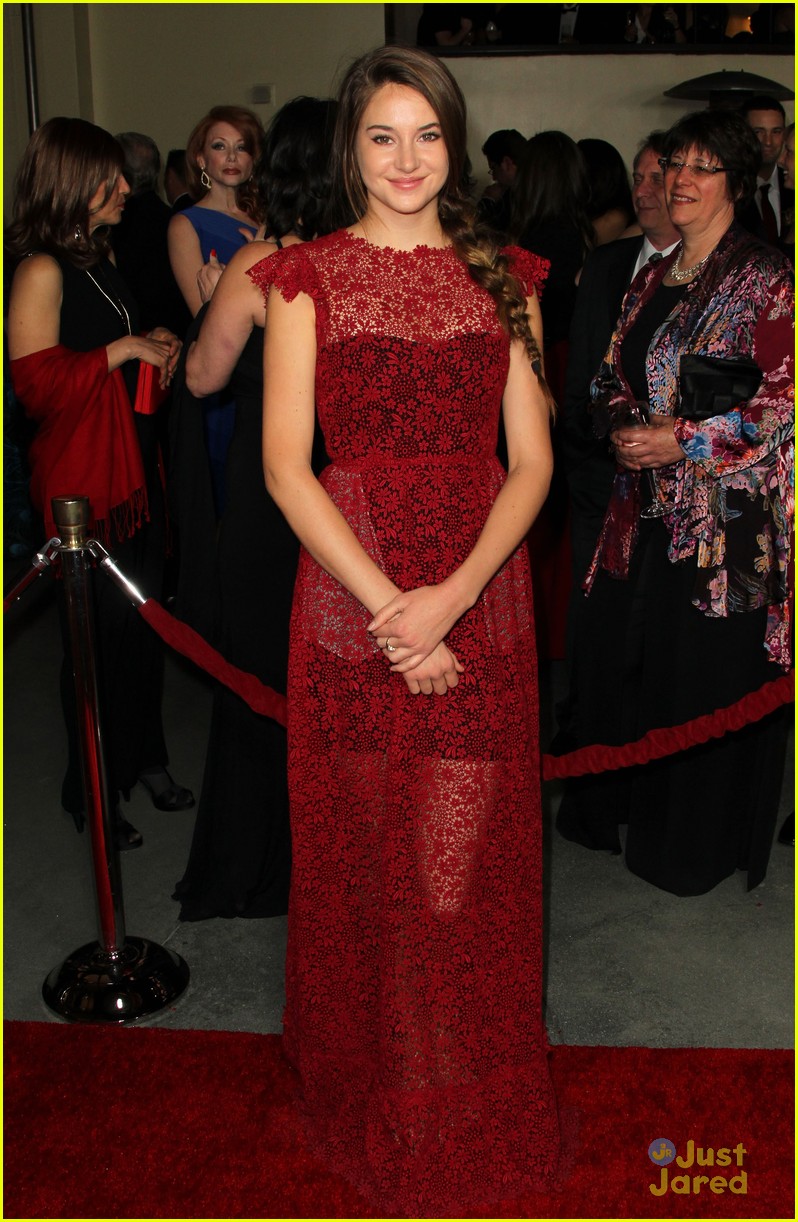 Shailene Woodley: DGA Awards 2012