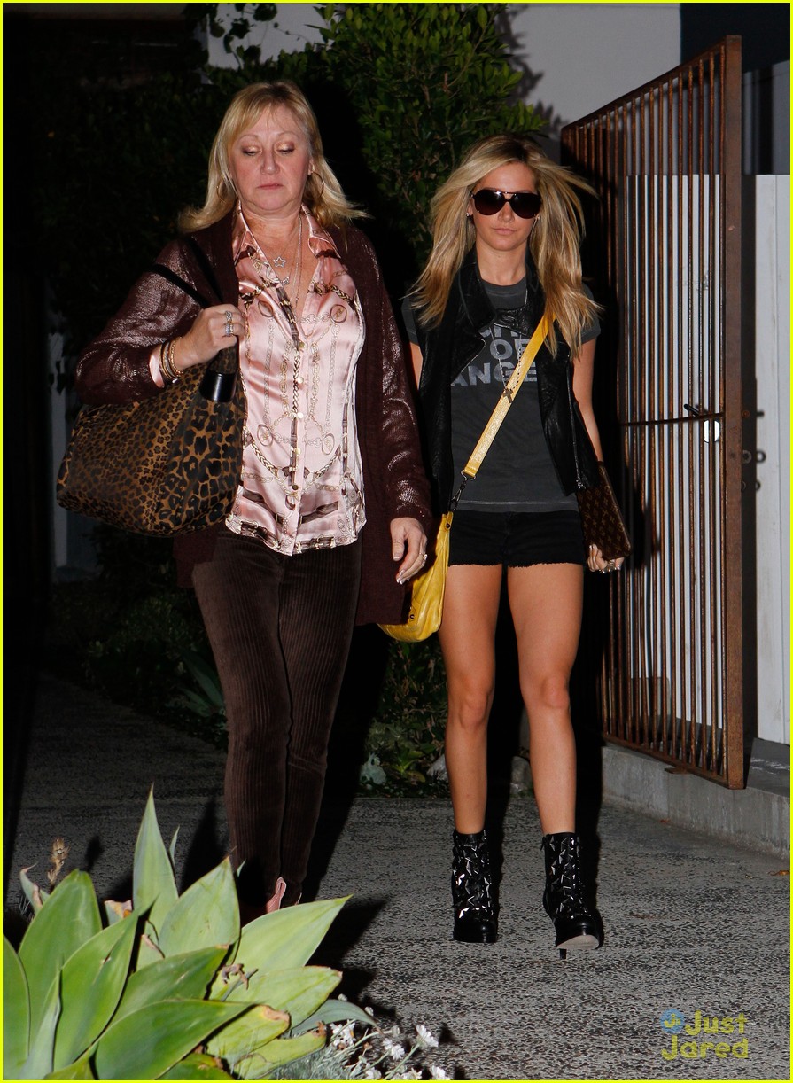 Ashley Tisdale: 'Working Out De-Stresses Me'