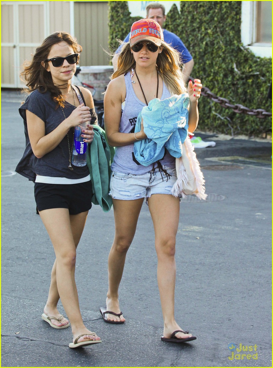 Ashley Tisdale & Kim Hidalgo: Paradise Cove Pair