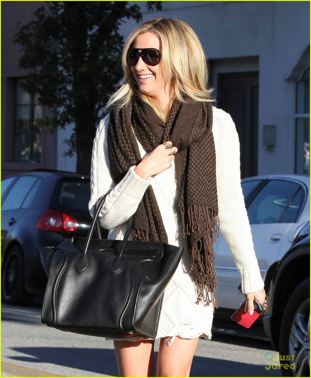 Ashley Tisdale: Salon Smiles