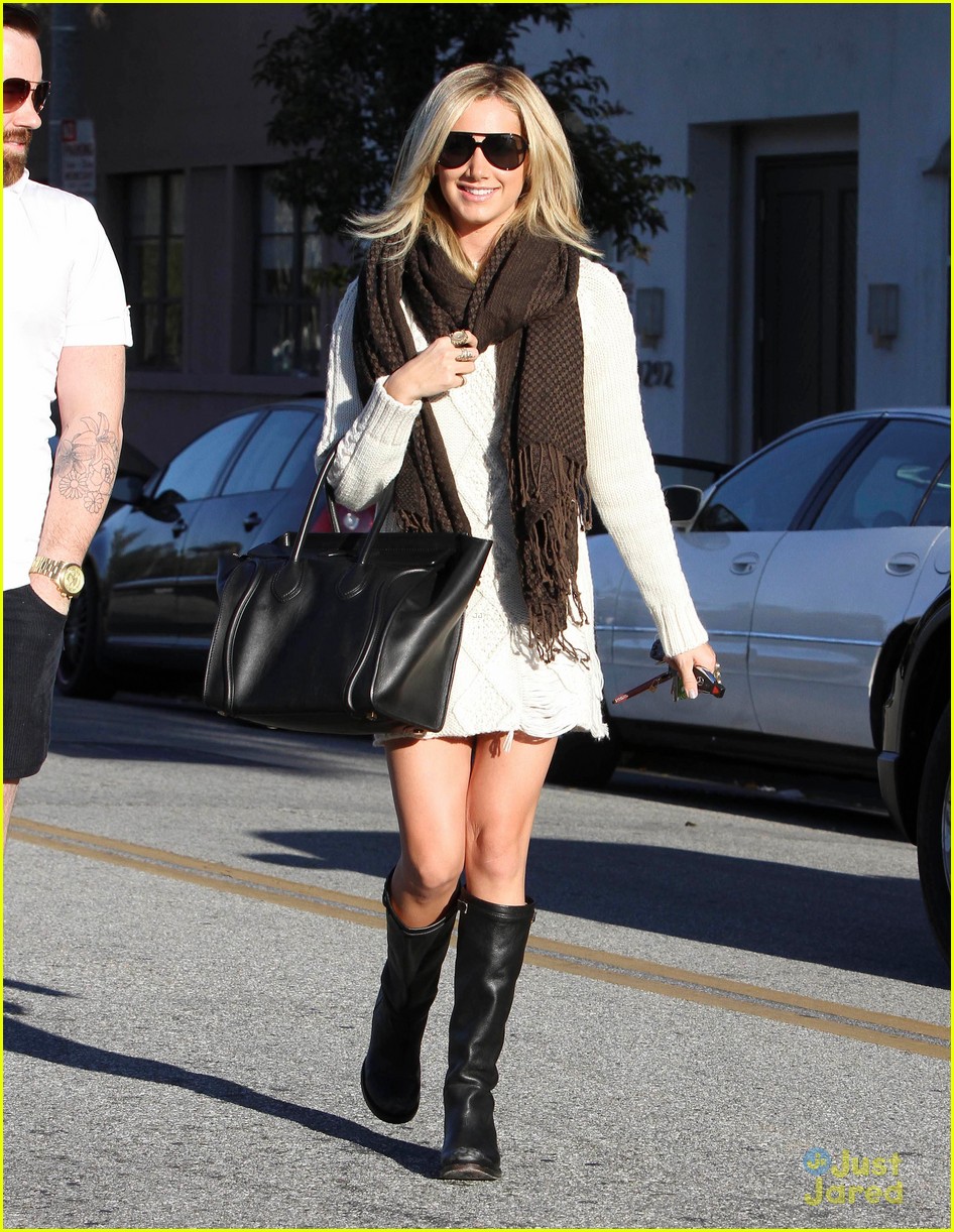 Ashley Tisdale: Salon Smiles