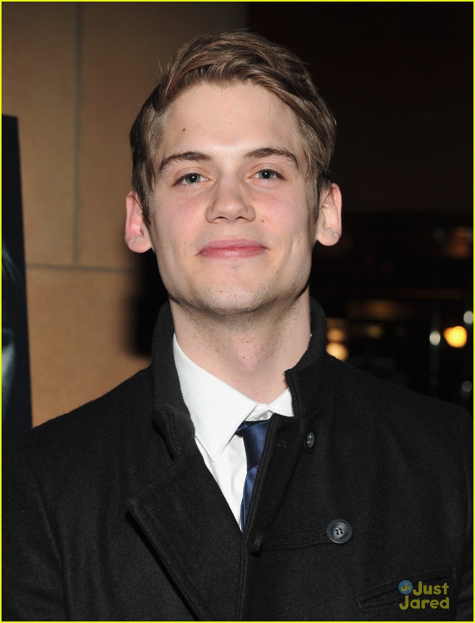 Tony Oller: 'Someone Like You' Cover!