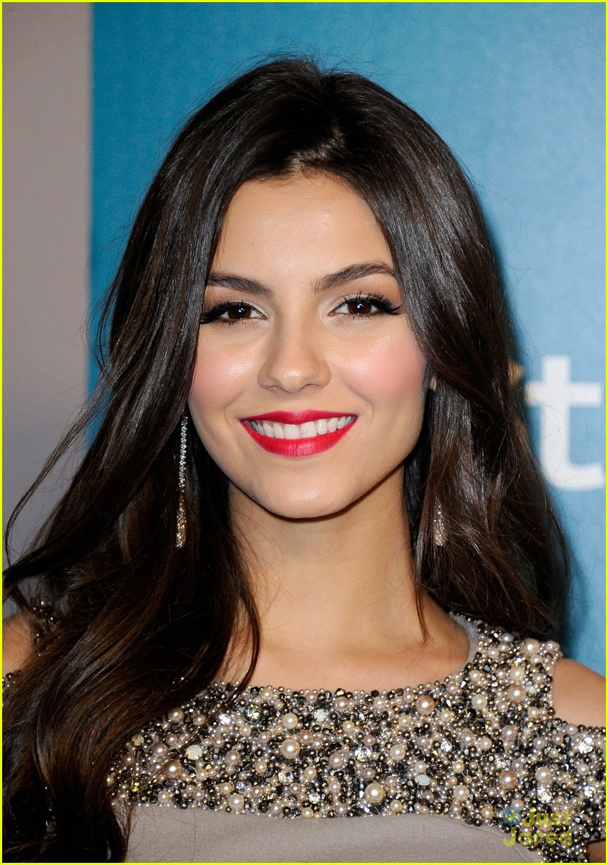 Victoria Justice: InStyle Golden Globes After Party!
