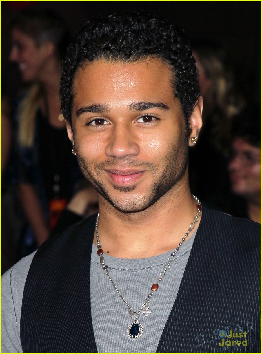 Corbin Bleu & Jason Dolley: 'John Carter' Premiere!