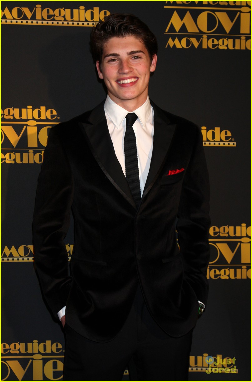 Gregg Sulkin & David Henrie: Movie Guide Men