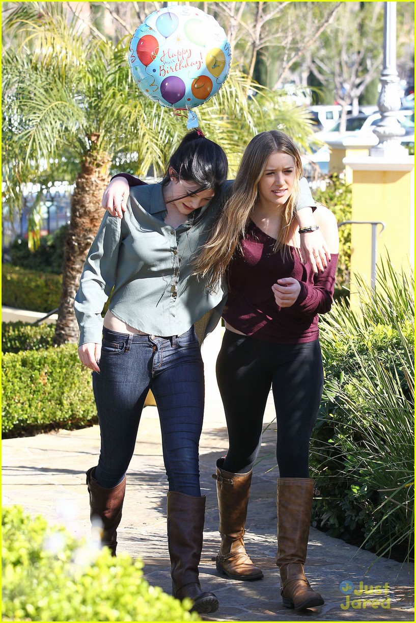 Kendall & Kylie Jenner: Help Find Dolce!