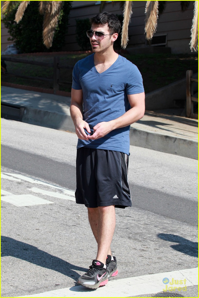 Joe Jonas Hikes in Hollywood