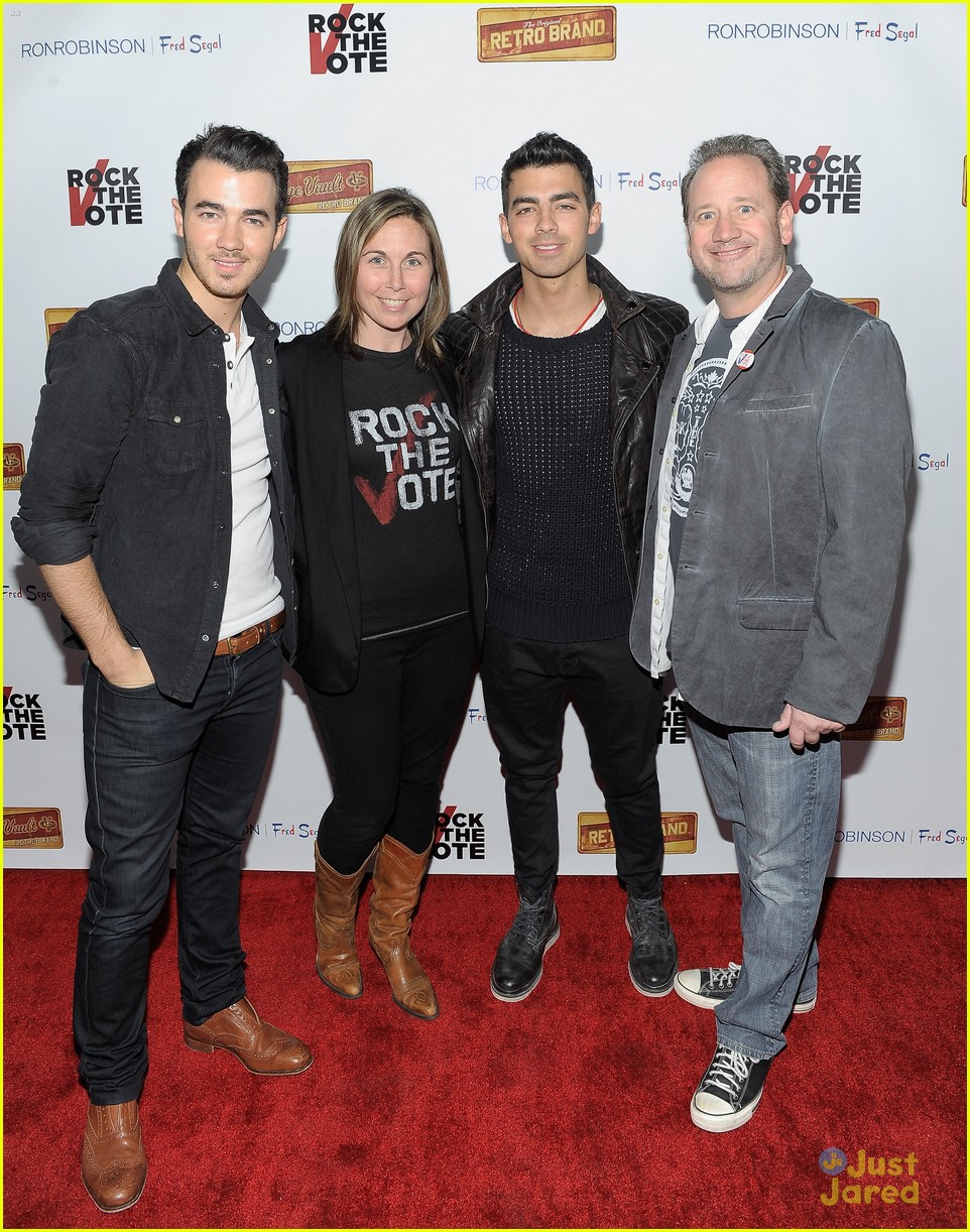 Joe & Kevin Jonas Rock The Vote