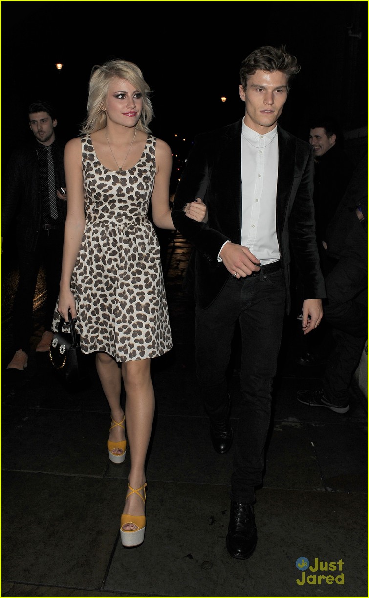 Pixie Lott & Oliver Cheshire: Temperley London & Mulberry Shows