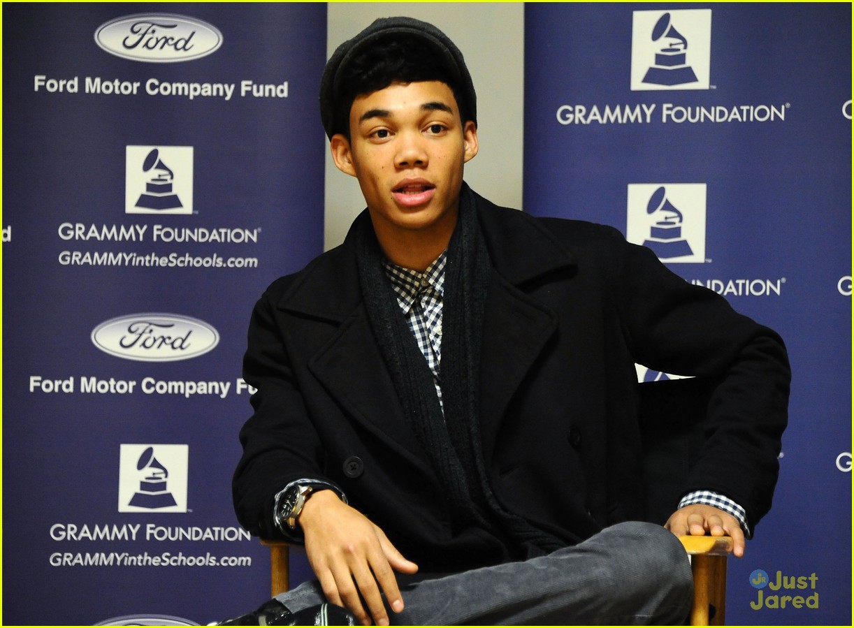 Roshon Fegan: 'Top Of The World' Snippet!