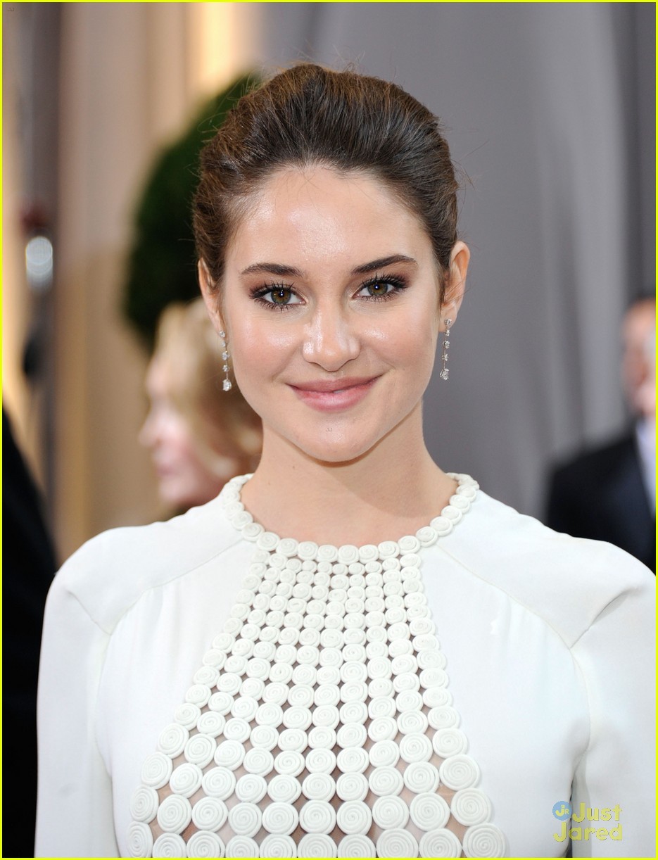Shailene Woodley - Oscars 2012