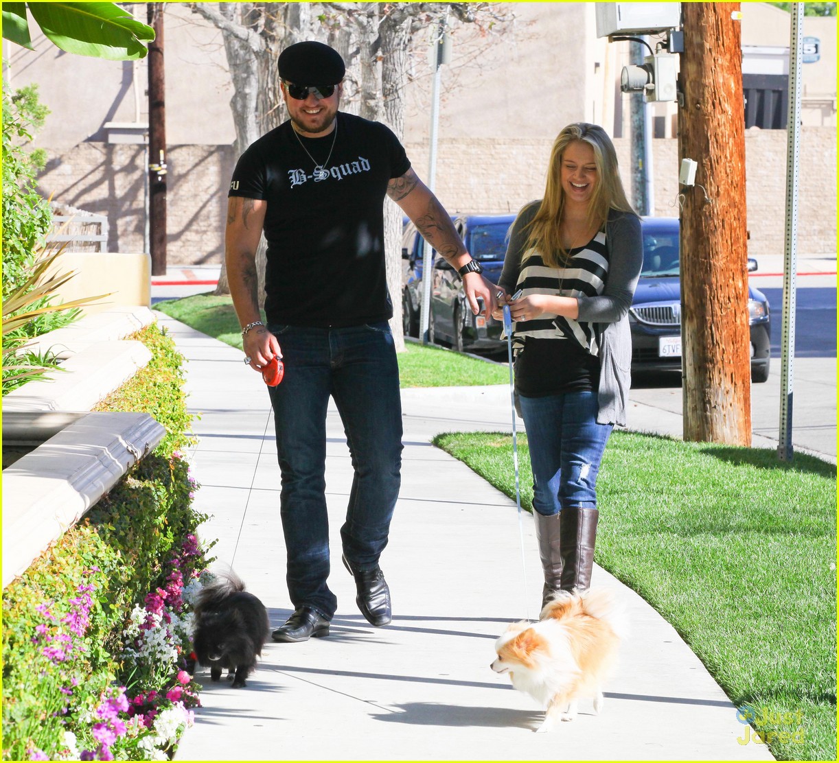 Tiffany Thornton & Chris Carney: Walk Around The Block after Pregnancy Announcement
