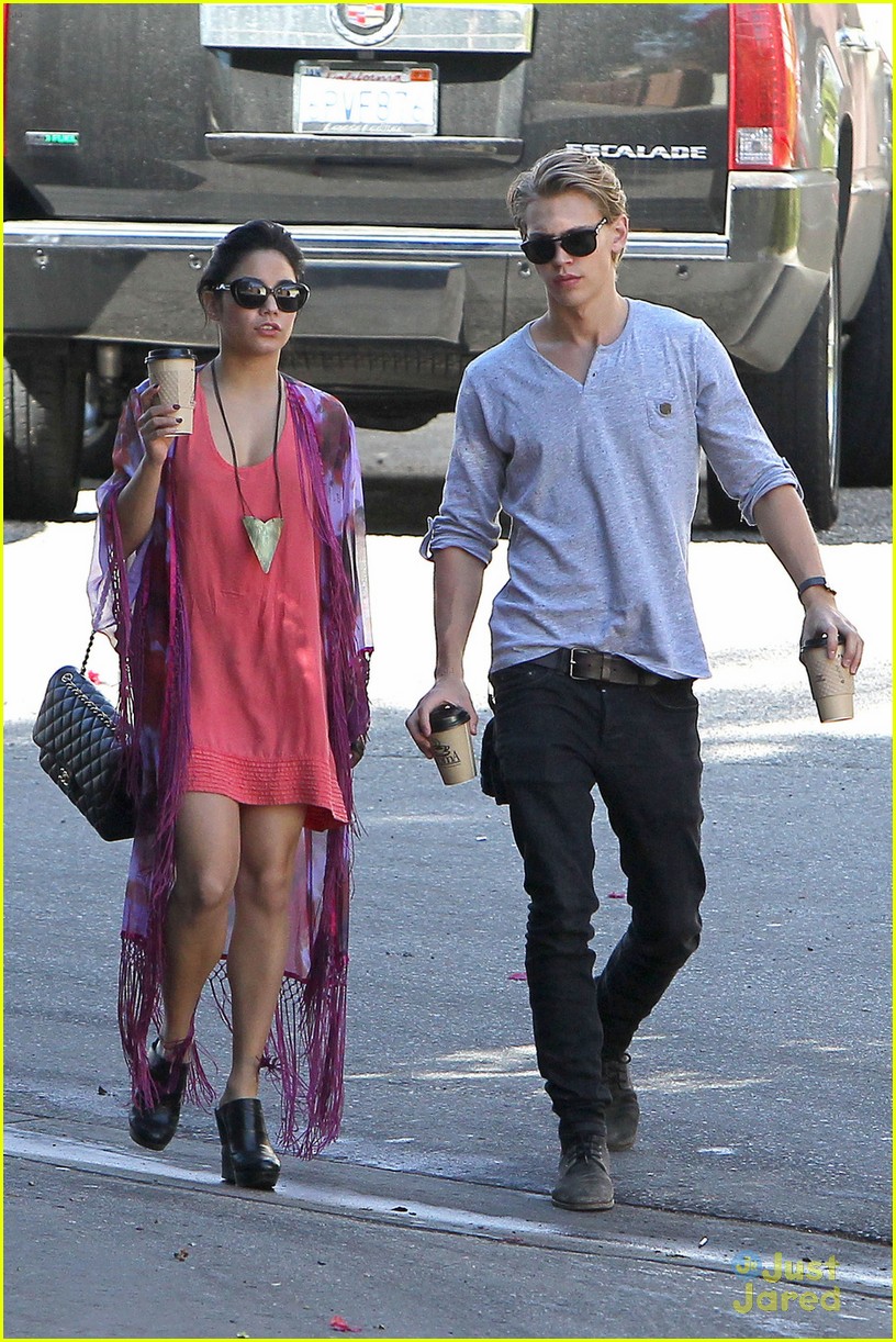 Vanessa Hudgens: A Month of 'Moulin Rouge'!
