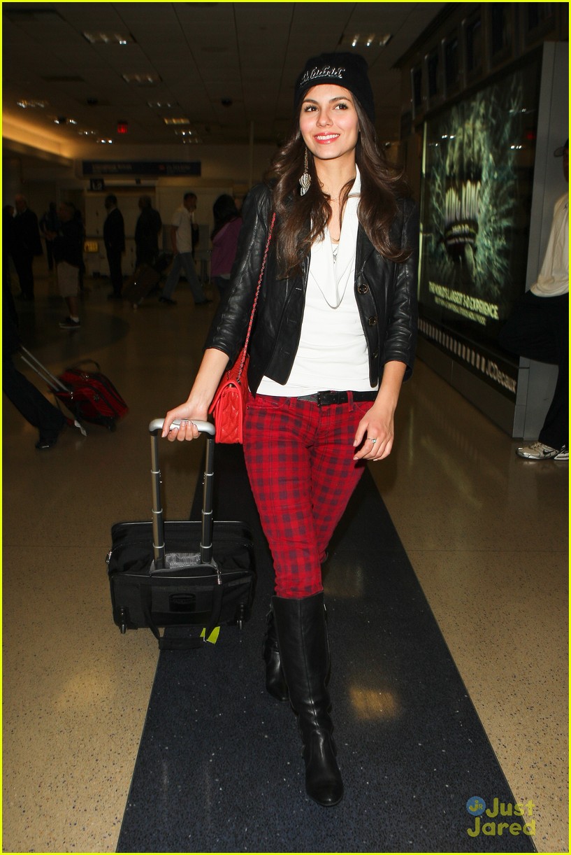Victoria Justice: Red Plaid Pants!