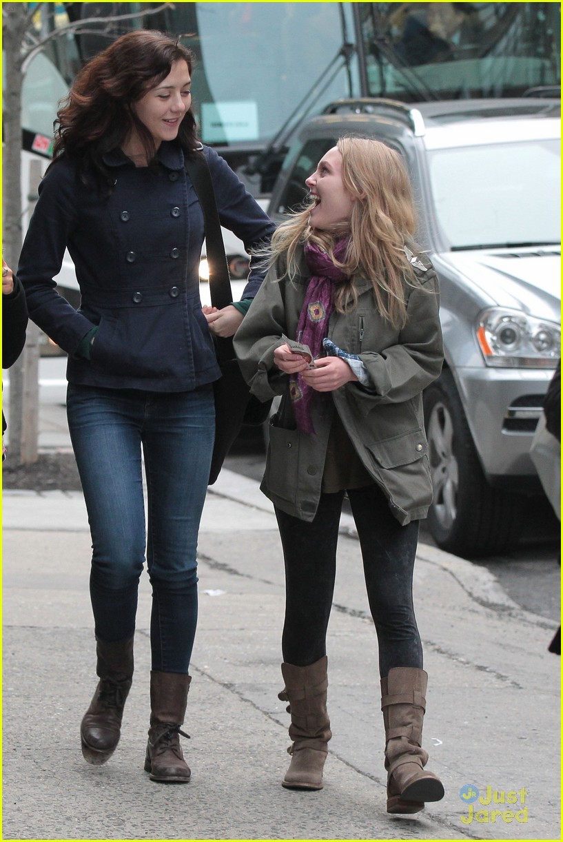AnnaSophia Robb & Stefania Owen: Sunday in the City
