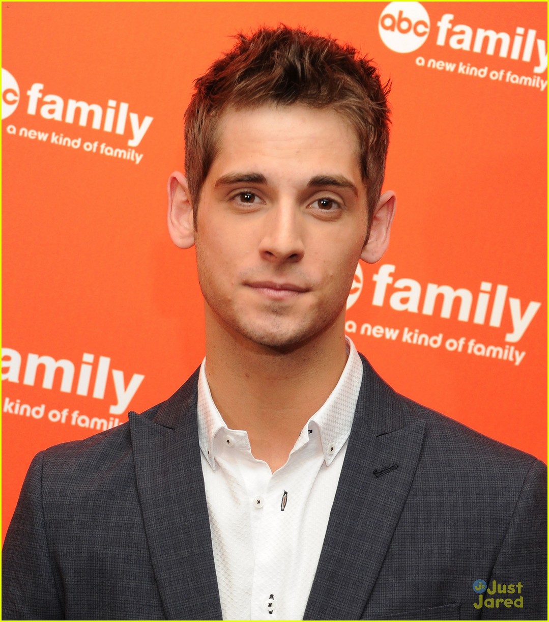 Chelsea Kane & Jean-Luc Bilodeau: 'Baby Daddy' Premieres June 20th!