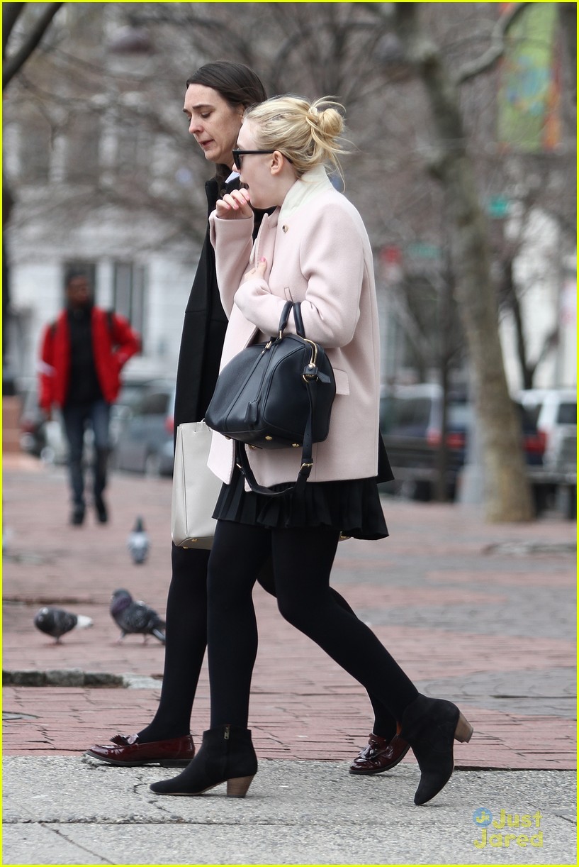Dakota Fanning Bundles Up in the Big Apple