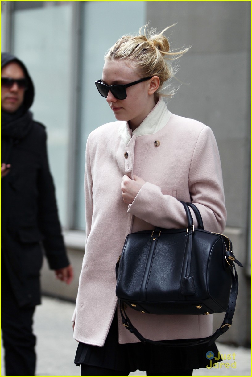 Dakota Fanning Bundles Up in the Big Apple