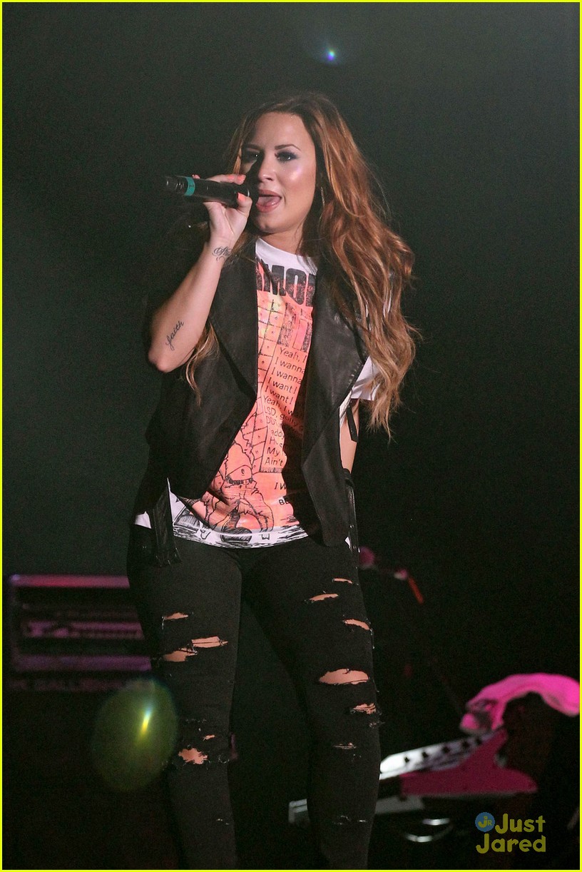 Demi Lovato: Strawberry Festival Sweetie