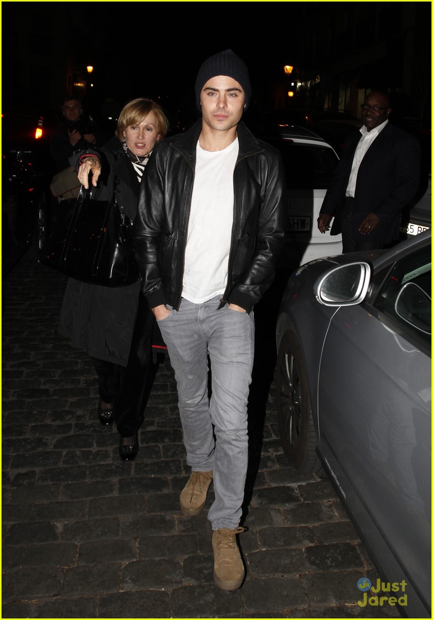 Zac Efron: 'The Lorax' Photo Call in Madrid