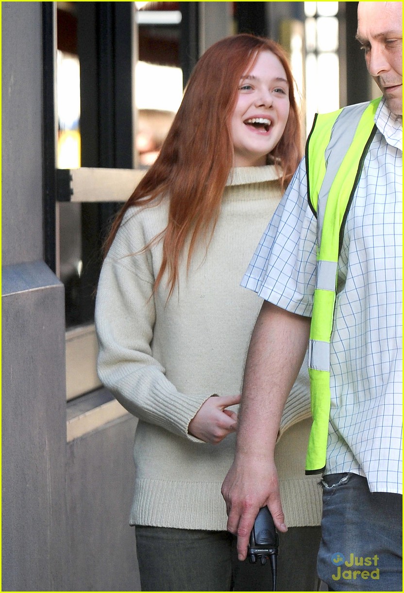 Elle Fanning & Alice Englert Film 'Bomb'