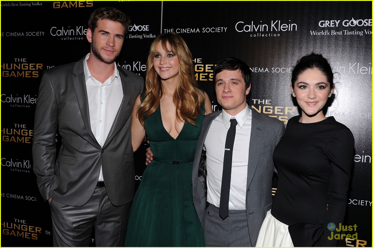 Isabelle Fuhrman & Liam Hemsworth: 'The Hunger Games' Screening in NYC