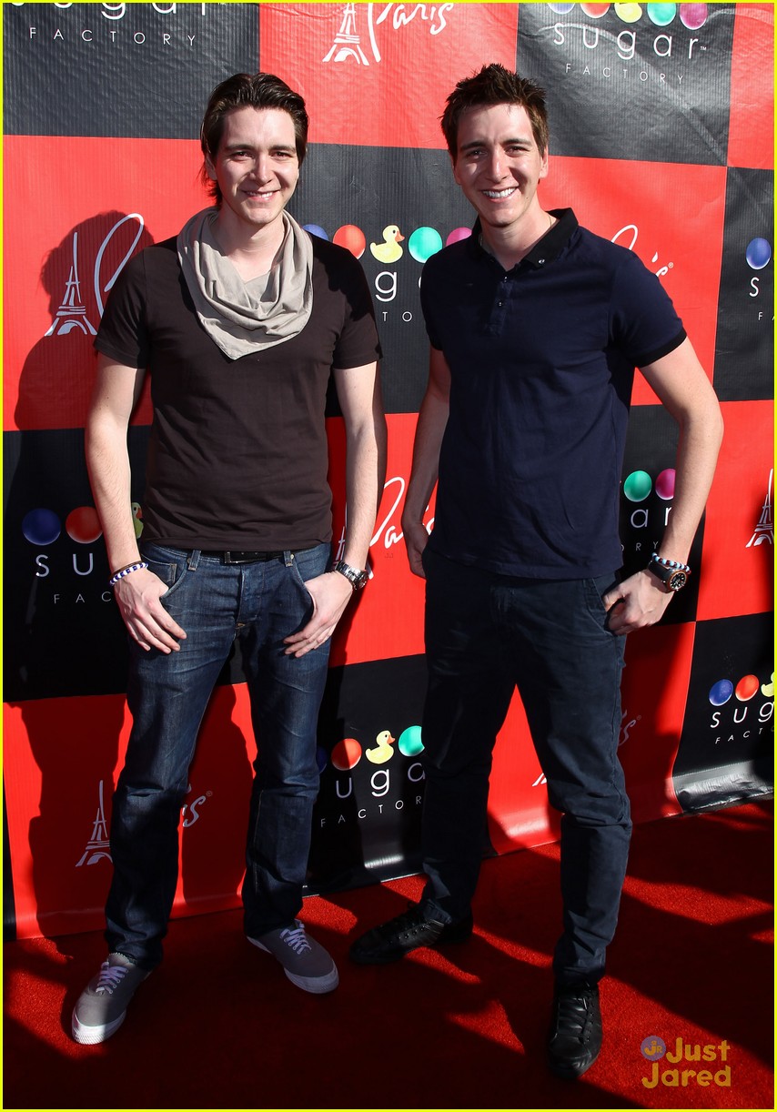 James & Oliver Phelps: Vegas Birthday Bash!