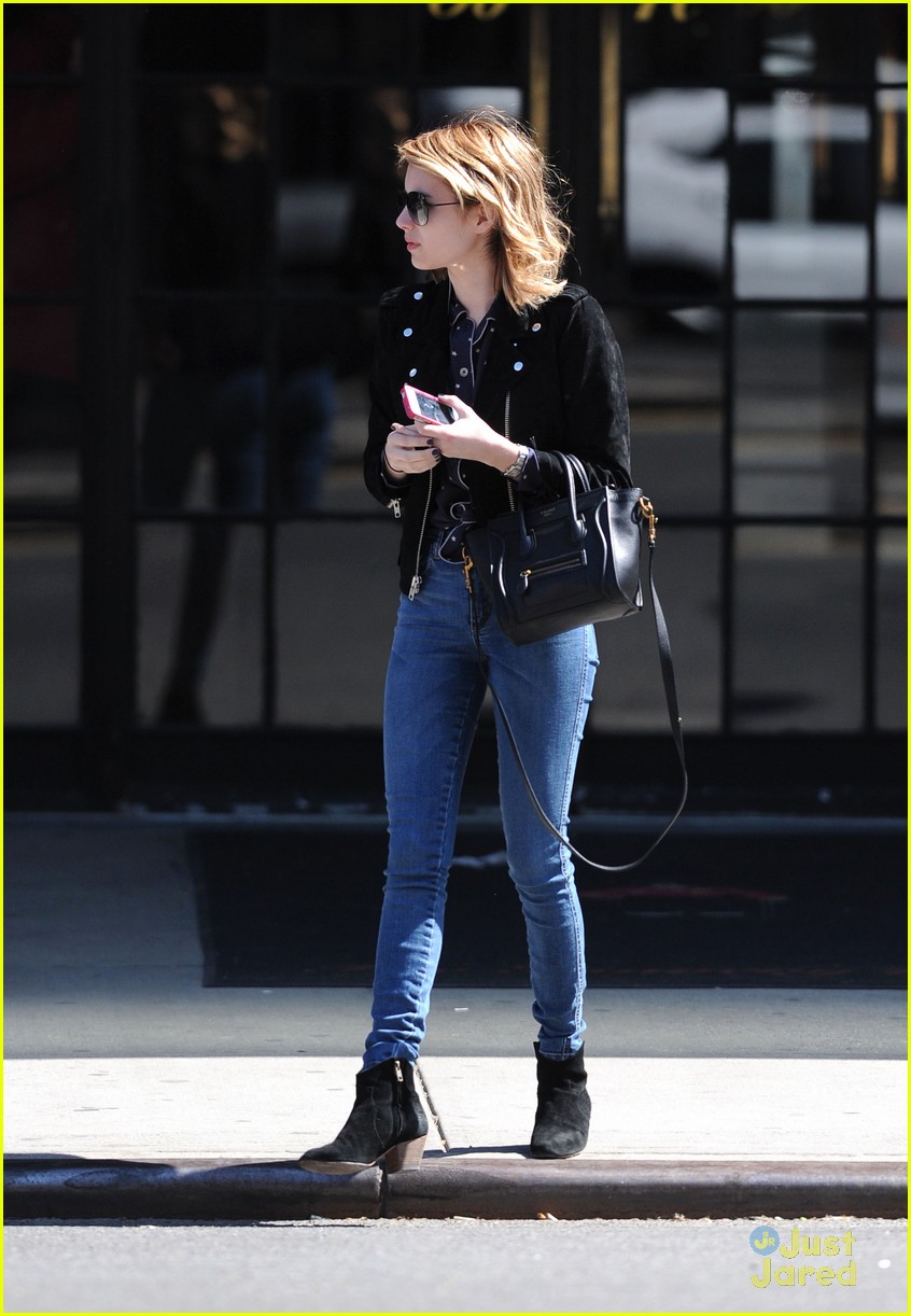 Emma Roberts: 'Pretty Amazing' Contest Video!