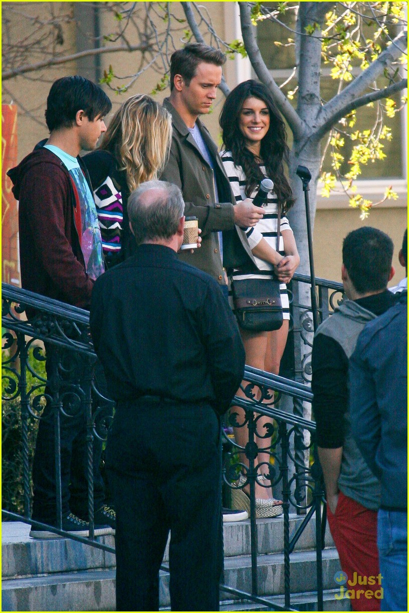 Shenae Grimes & Jessica Lowndes Wrap Up Season 4 of '90210'
