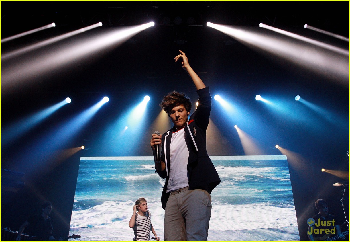 One Direction Game & Toy Line Coming Soon!