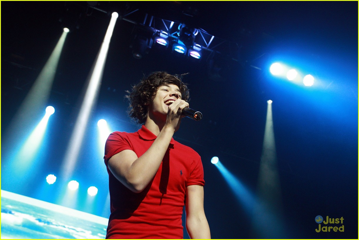 One Direction Game & Toy Line Coming Soon!
