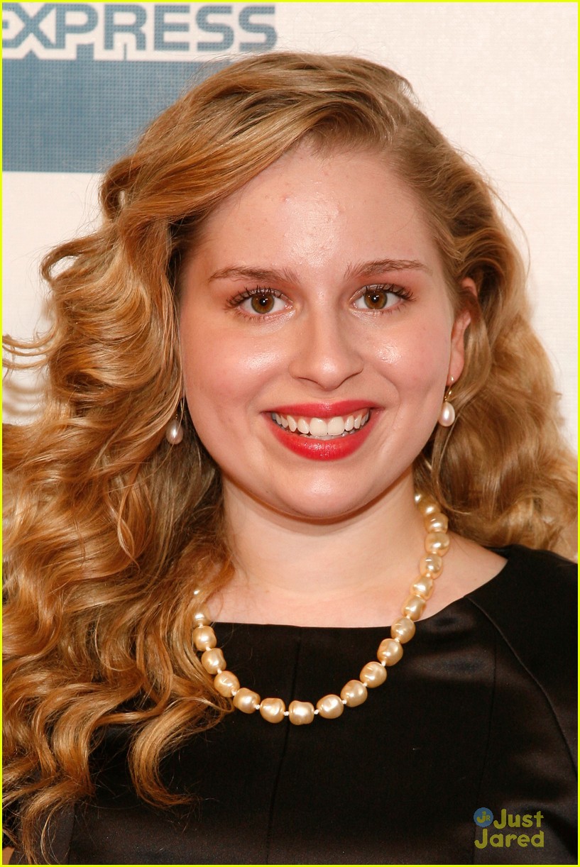 Allie Grant & Carter Jenkins: 'Struck By Lightning' Premiere!