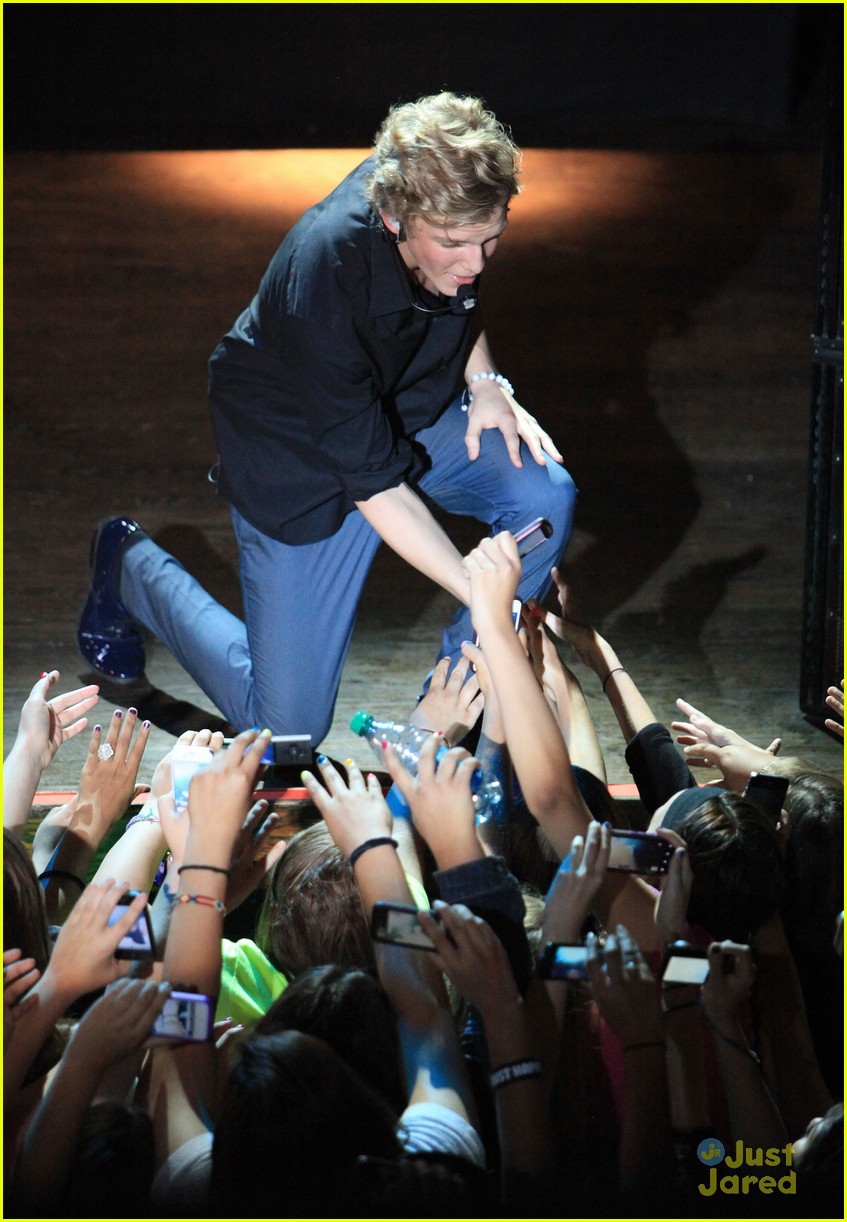 Cody Simpson Films 'Finding Cody'