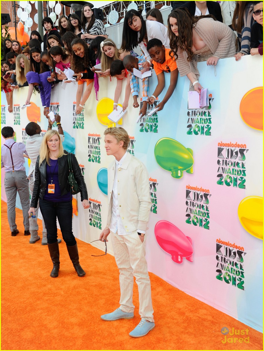 Cody Simpson & Madison Pettis: Kids Choice Awards 2012