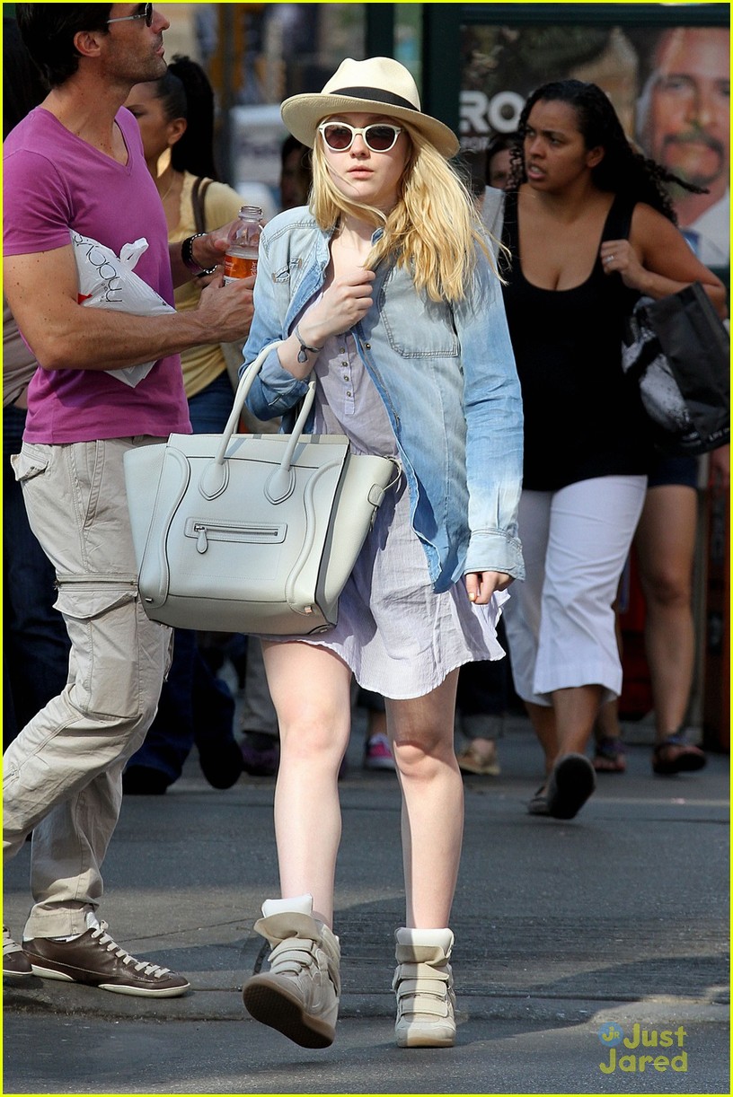 Dakota Fanning: Tribeca Film Festival Judge!