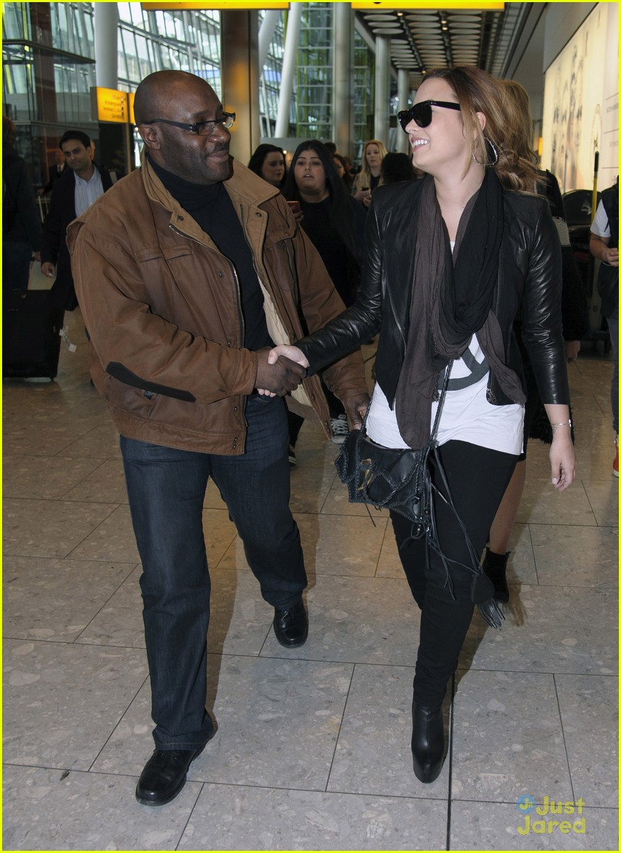 Demi Lovato: Milan Meet & Greet!