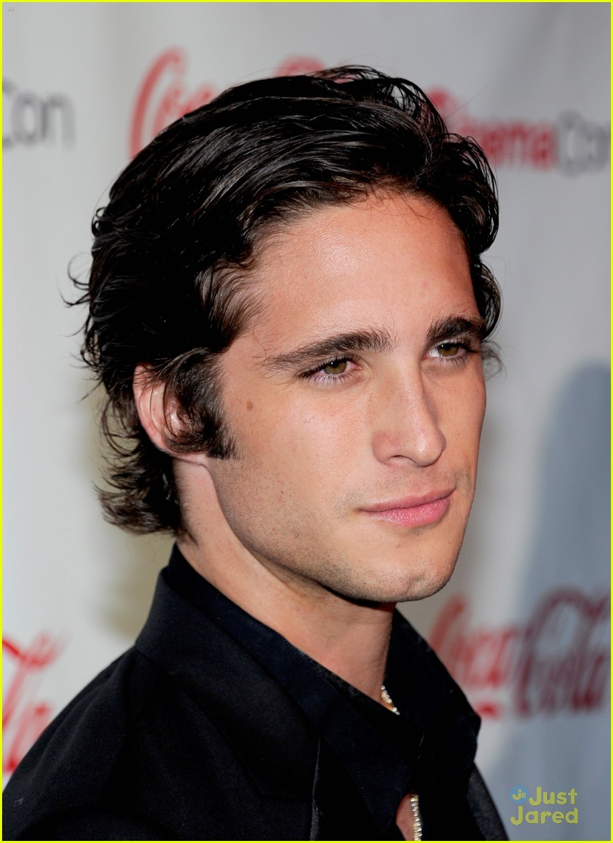 Diego Boneta: CinemaCon 2012's Rising Star Award