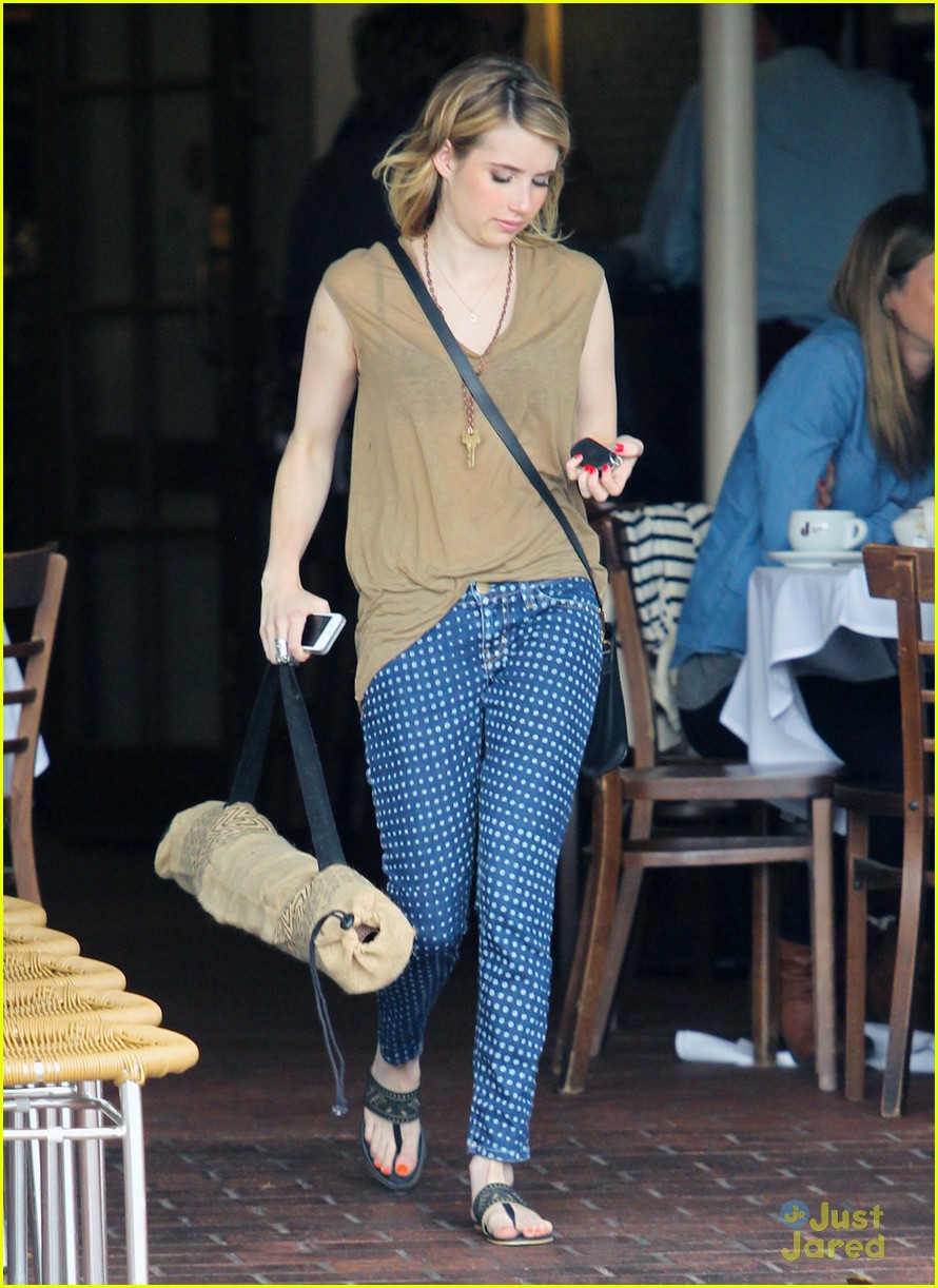 Emma Roberts: Pretty Amazing Contest Ends Soon!